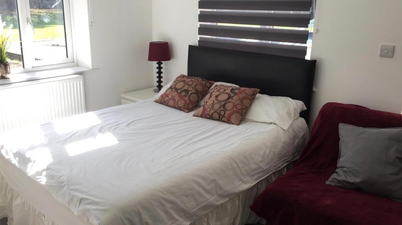 Quiet Studio By Lloyd Park Apartment South Norwood ภายนอก รูปภาพ
