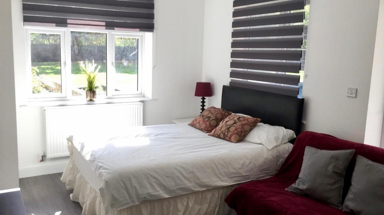 Quiet Studio By Lloyd Park Apartment South Norwood ภายนอก รูปภาพ